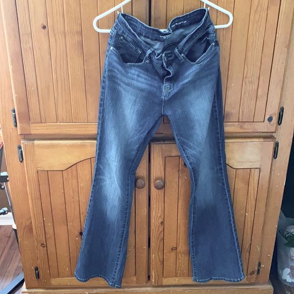 Levi Signature Modern Bootcut Jeans 